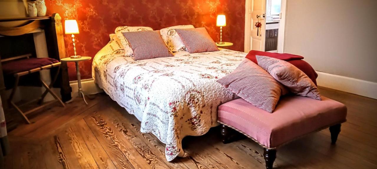 Le Bonnet De Nuit Bed and Breakfast Chalmoux Eksteriør billede