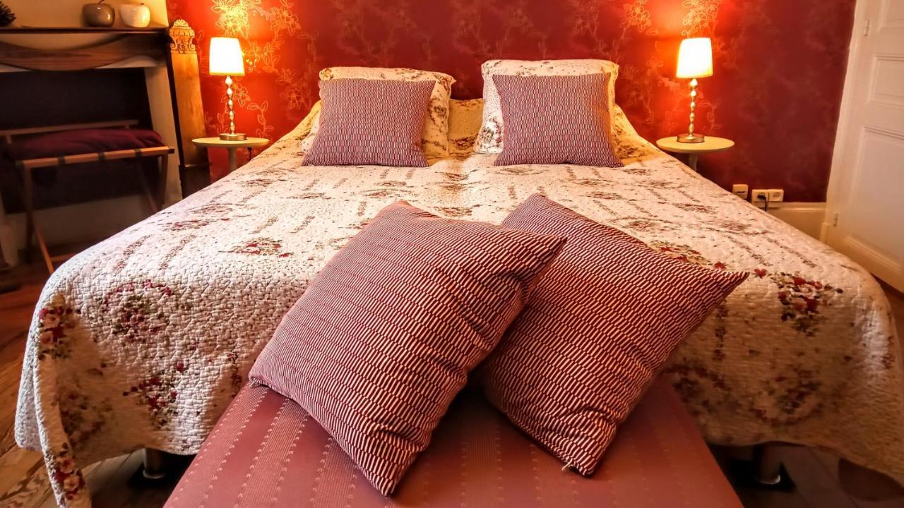 Le Bonnet De Nuit Bed and Breakfast Chalmoux Eksteriør billede